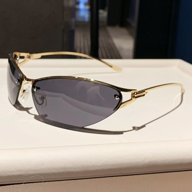 Lunettes de soleil de style coréen